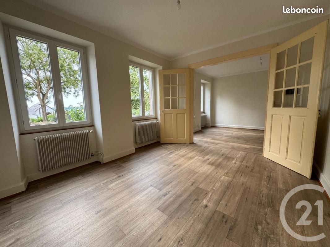 Maison 6 pièces 137 m² · à Otterswiller · 137 m² · 1 120 €