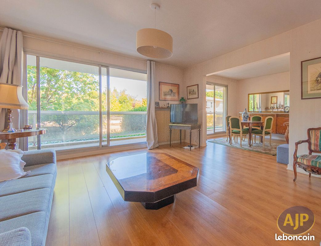 Appartement 4 pièces 77 m² · à Le Bouscat · 77 m² · 326 000 €