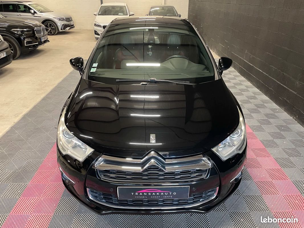 CITROËN DS4 1.6 THP 200 ch SPORT CHIC / SIEGES ELEC. CHAUFFANTS A MEMOIRE / RADARS AV/AR (image 2)