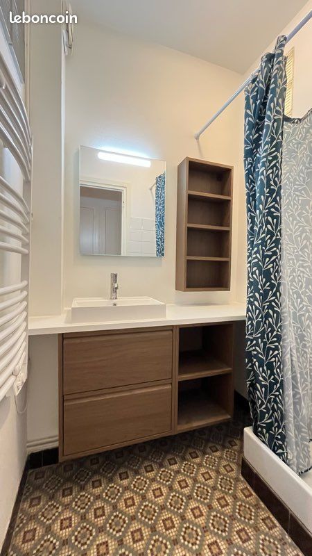 Appartement 2 pièces 42 m² · à Thizy-les-Bourgs · 42 m² · 320 €