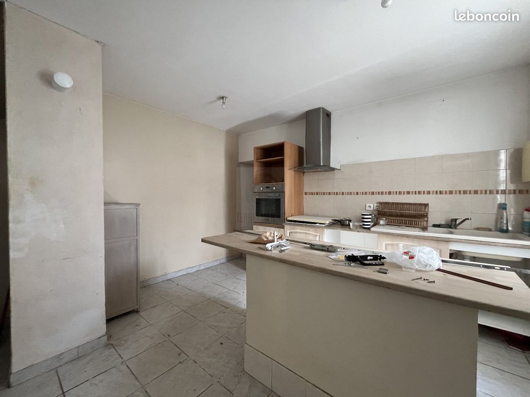Maison 3 pièces 155 m² · à Nissan-lez-Enserune · 155 m² · 140 000 €