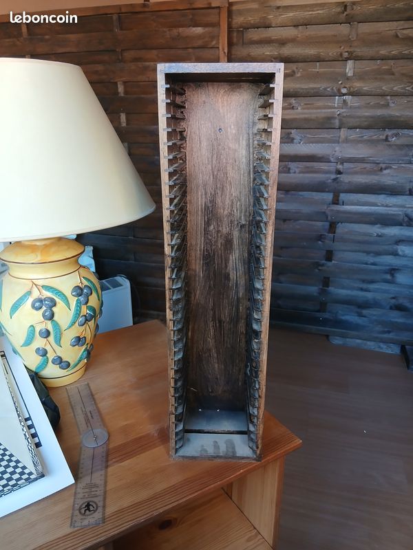 Tour / colonne / meuble range CD en bois IKEA (image 1)