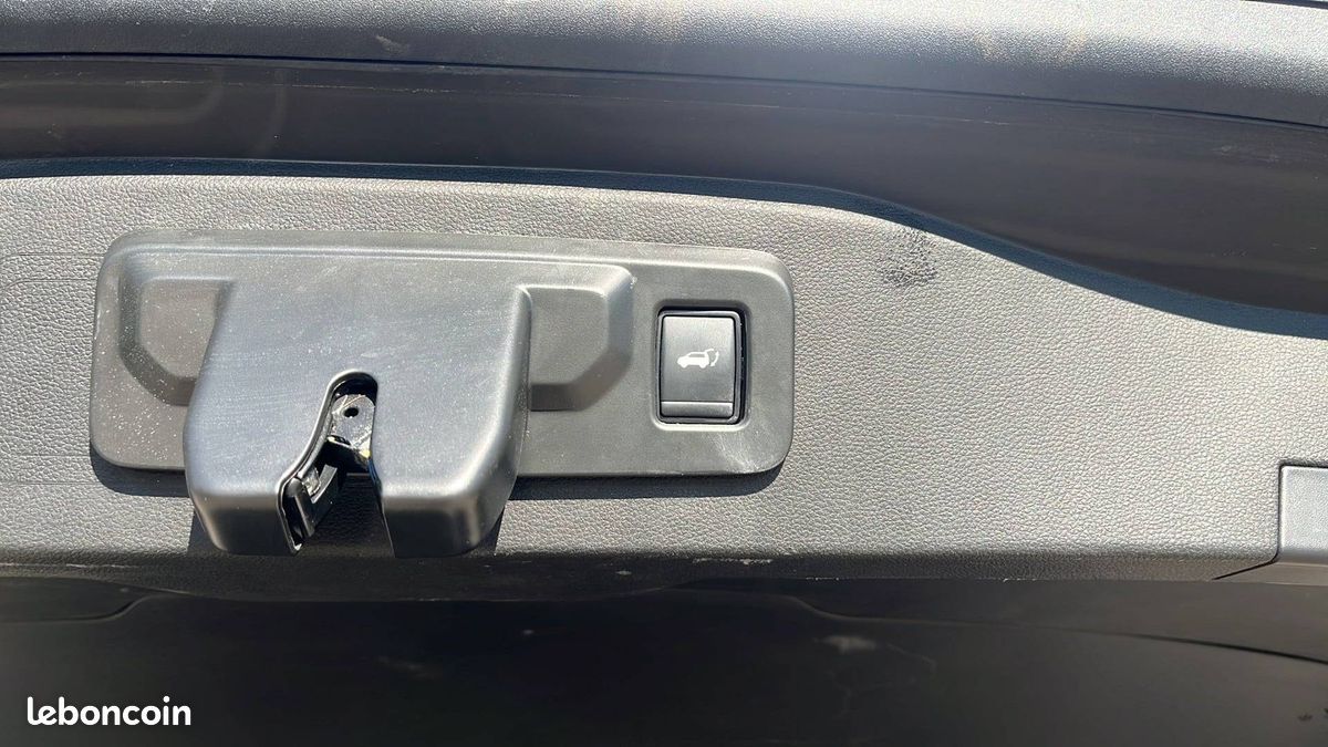 Renault espace e tech hybrid 200 techno (image 22)