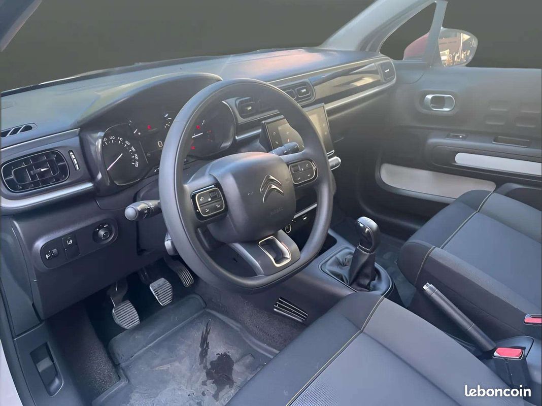 Citroen C3 PURETECH 82CH FEEL S&S E6.D (image 7)