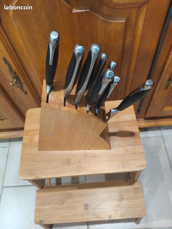 Set De Couteaux Tupperware Série Chef – 14 Pièces (dont Couteaux à Steak) – état Correct