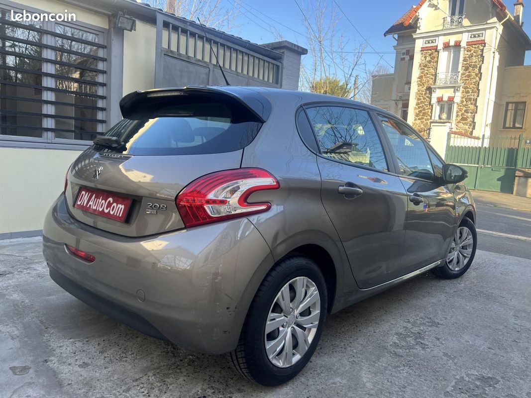 PEUGEOT 208 1.2 e-VTi 82 ch Active ETG5 5p (image 4)