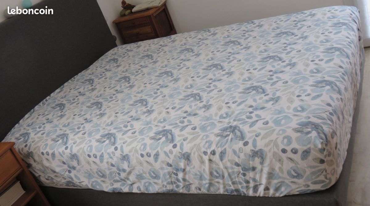 Drap housse fleuri à larges rabats (image 6)