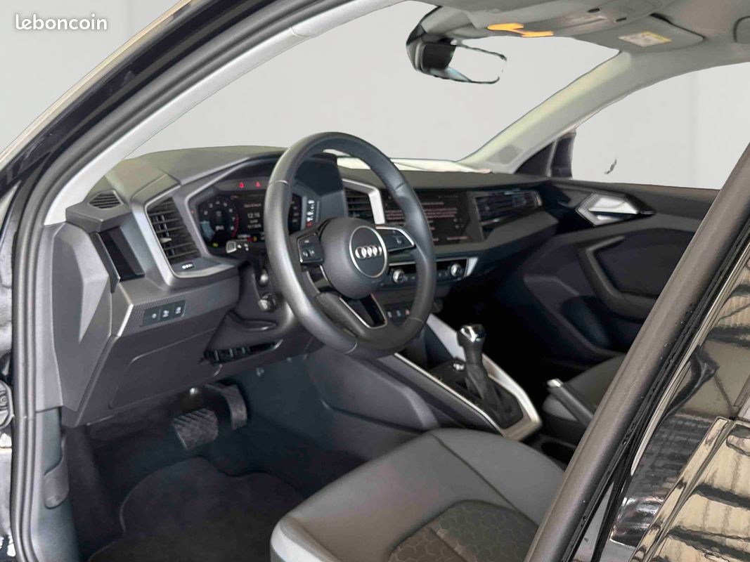 AUDI A1 Sportback 30 TFSI 116 ch S tronic 7 Design (image 10)