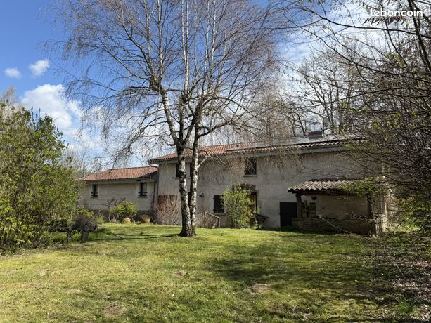 Propriété 9 pièces 284 m²