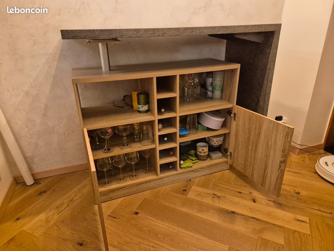 Buffet avec plateau sur pivot (image 2)