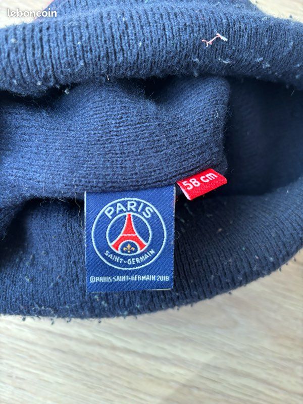 Bonnet PSG Réversible – Collection Officielle Paris Saint-Germain – Acrylique – Taille Adulte Homme – Produit Sous Licence