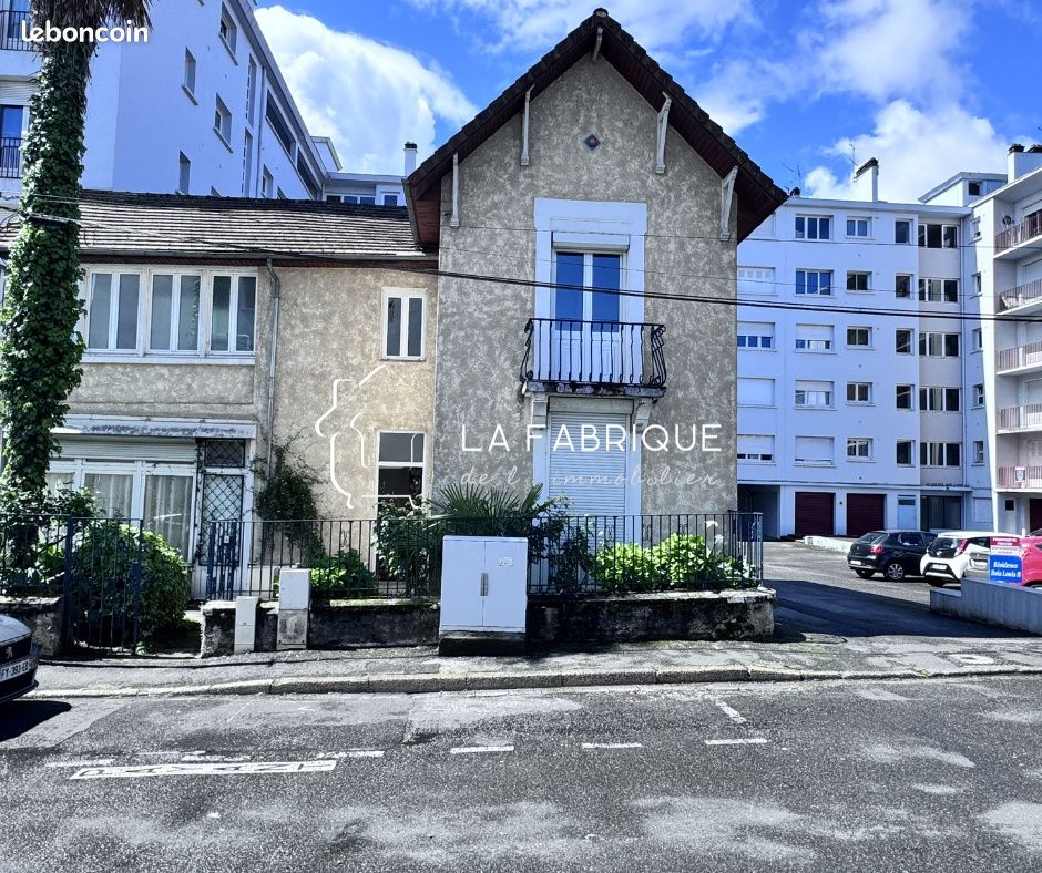 Immeuble 6 pièces 137 m² · à Pau · 137 m² · 320 000 €