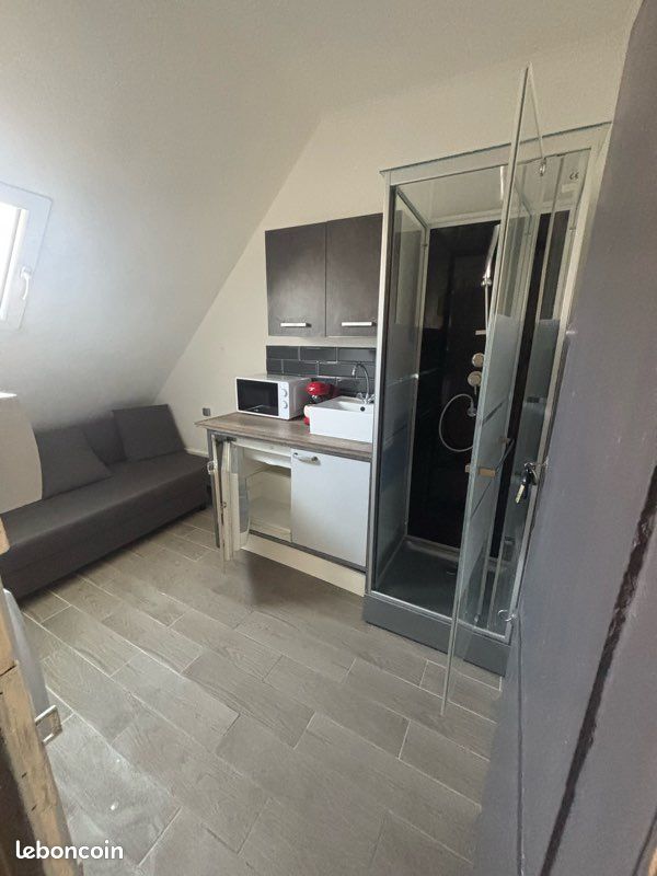Appartement 1 pièce 8 m² · à Paris · 8 m² · 550 €/mois