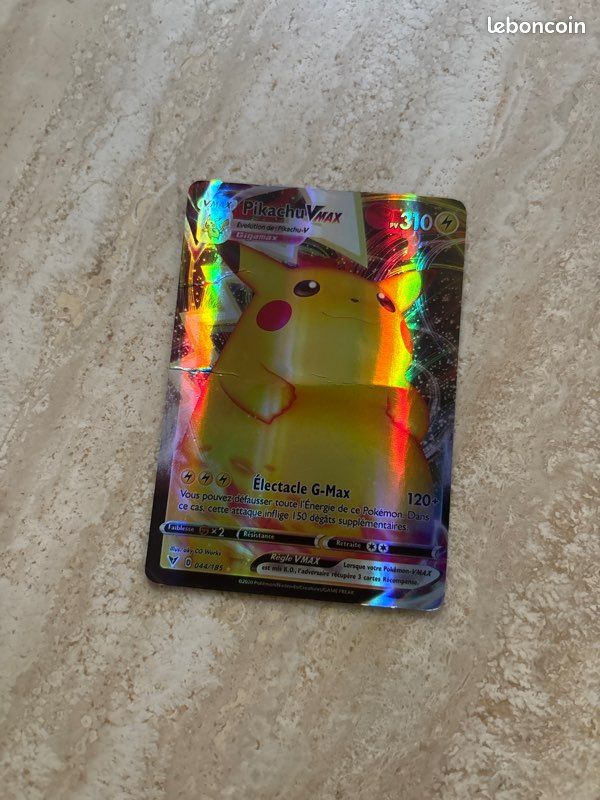Pikachu. Vmax (image 1)