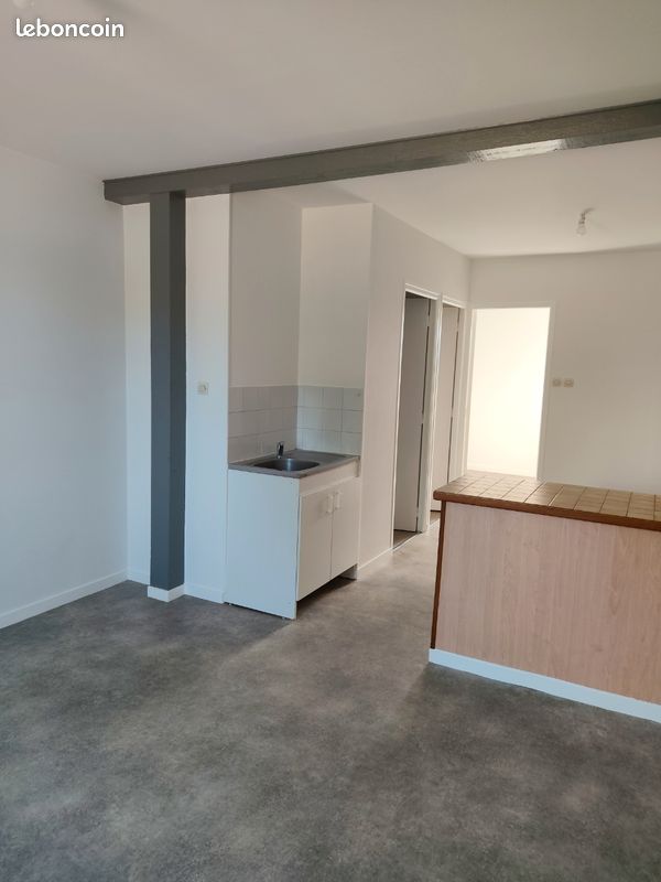 Appartement 2 pièces 35 m² · à Montceau-les-Mines · 35 m² · 385 €
