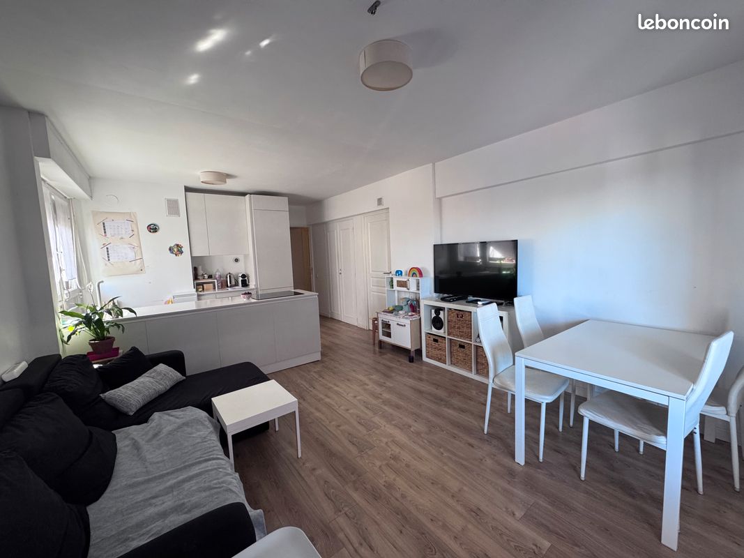 Appartement 3 pièces 65 m² · à Antibes · 65 m² · 1 390 €