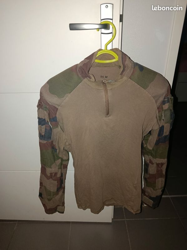 Ubas militaire (image 1)