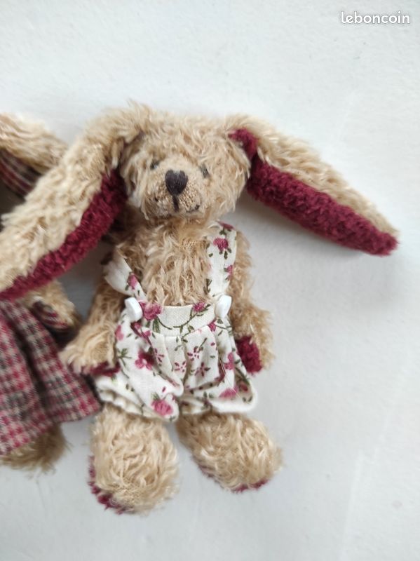 Peluches cadeaux pour Noël : 3 petits lapins (image 6)