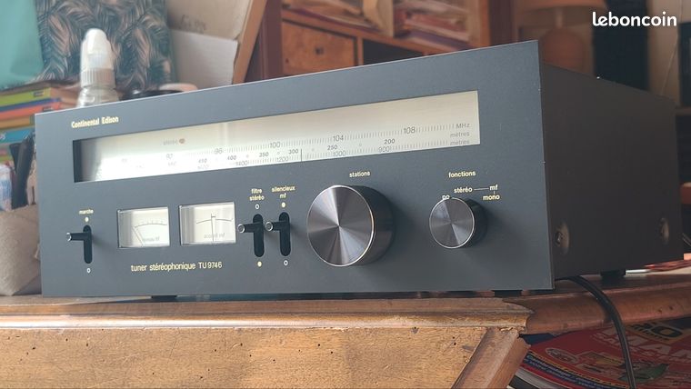Continental Edison - TU 9842 radio