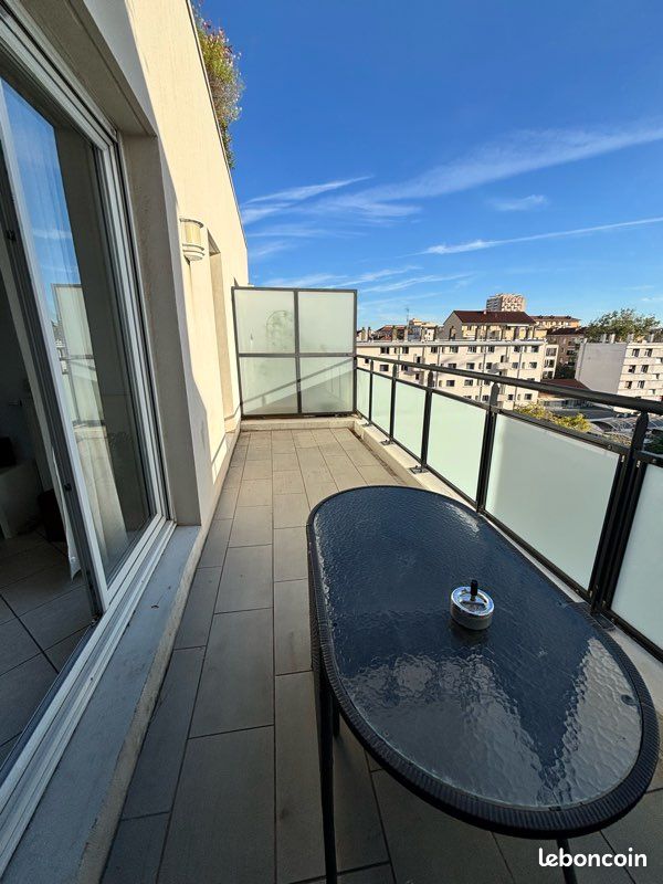 Parking 3 pièces 67 m² · à Villeurbanne · 67,1 m² · 289 000 €