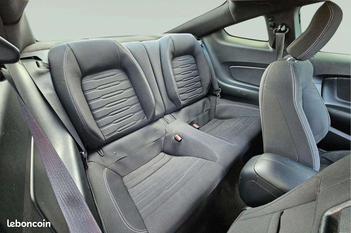 FORD Mustang 2.3 EcoBoost Performance * 314 ch * BVM * Pack Performance * KW * Milltek (image 21)