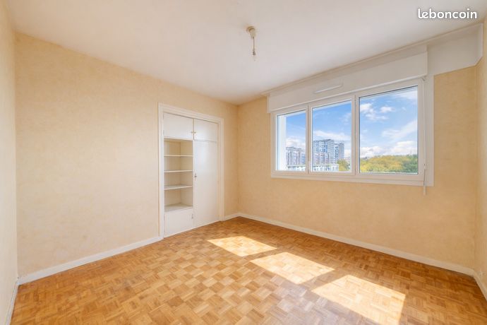 Appartement 4 pièces 77 m² — 7