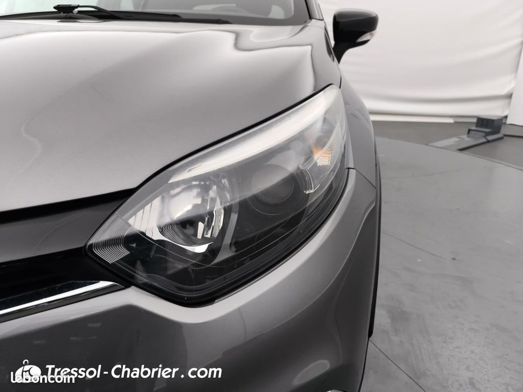 RENAULT Captur TCe 90 Energy E6 Intens (image 8)
