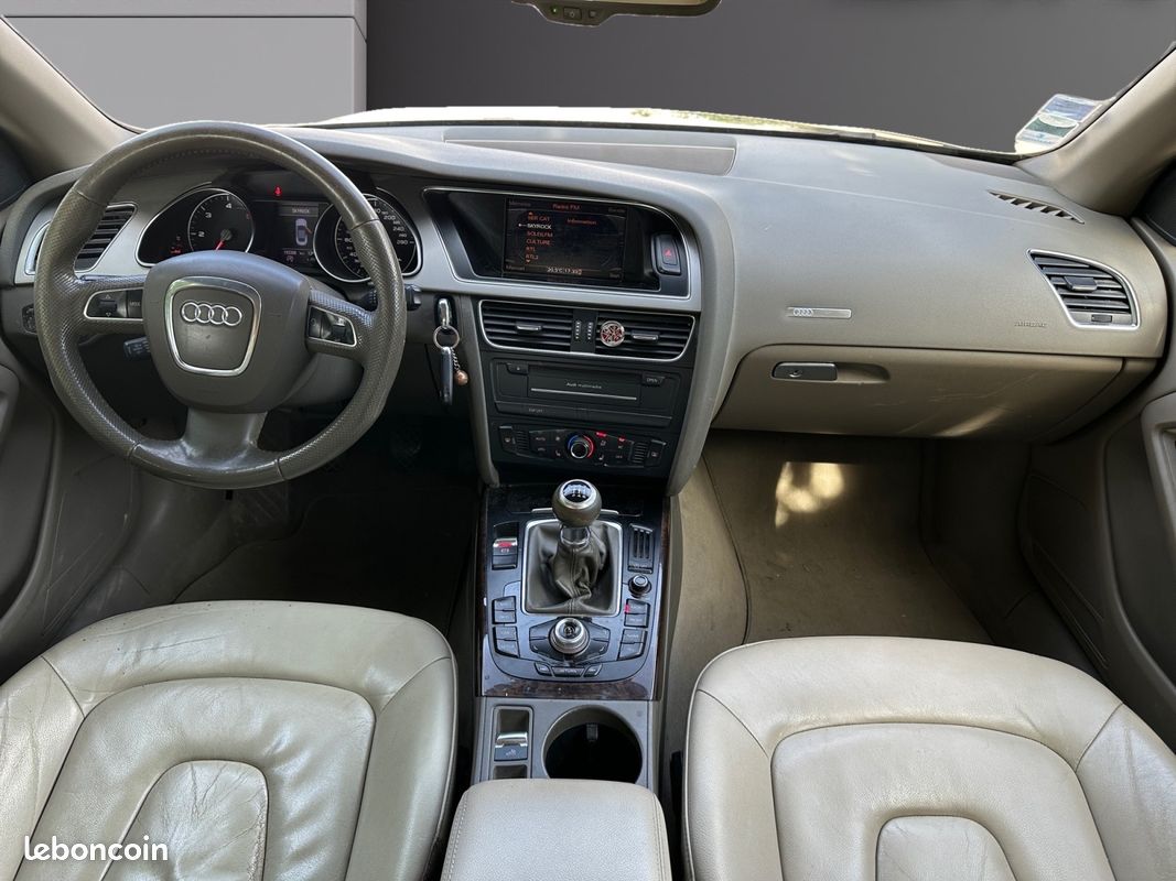 AUDI A5 DECAPOTABLE 2.0 TDI 177Ch - Radar Ar - Sièges Chauffants - Garantie 12 mois - (image 2)