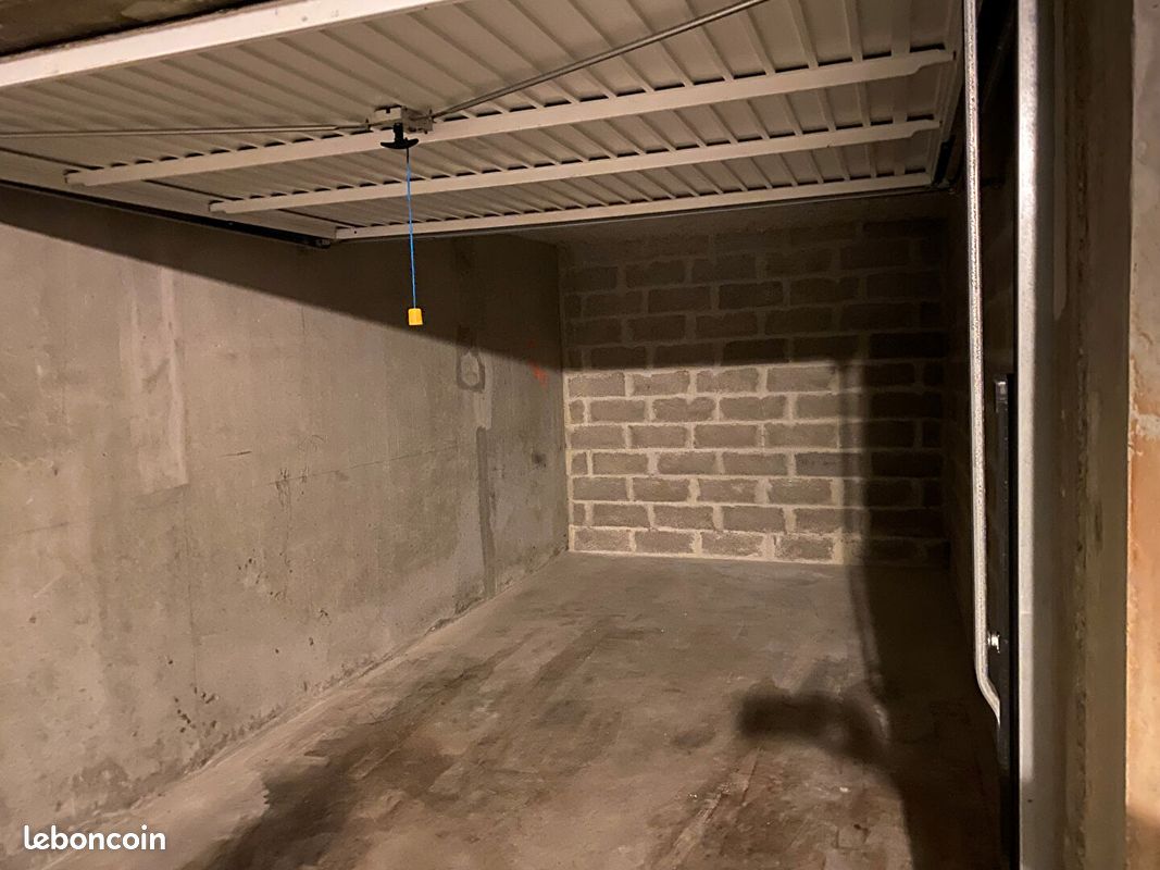 Parking 13 m² · à Lion-sur-Mer · 13 m² · 90 €