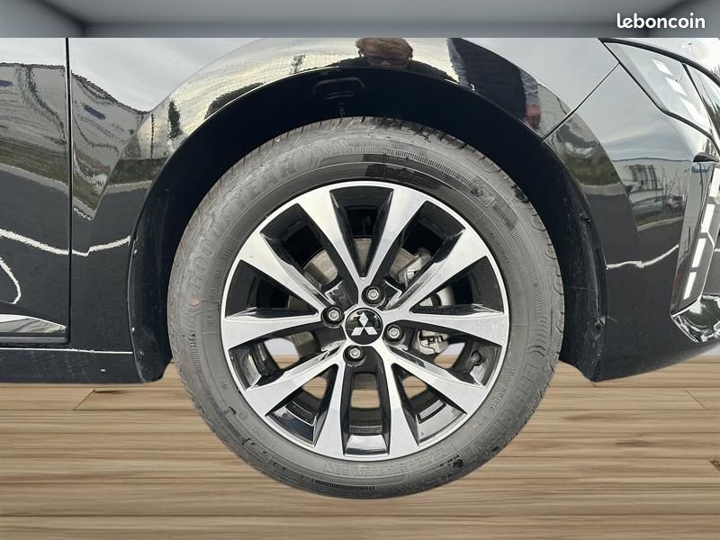 Mitsubishi Colt 1.0 MPI-T 91 Invite+ (image 9)