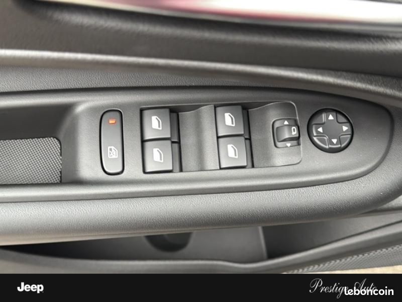 Jeep Avenger 1.2 Turbo T3 100ch Altitude (image 21)