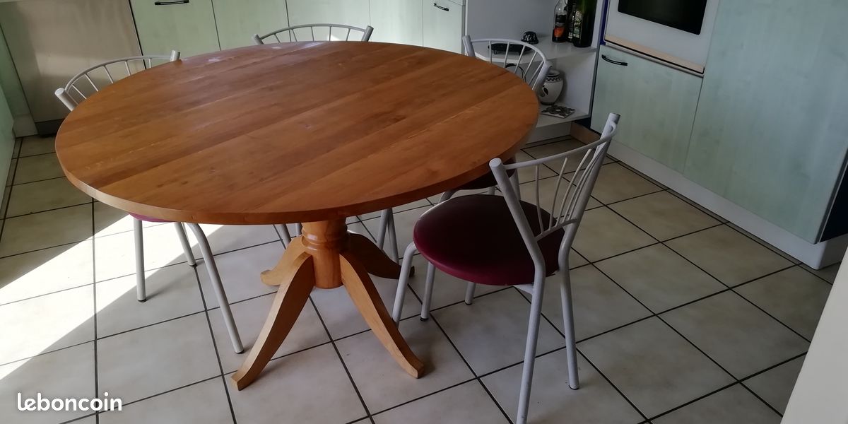 A vendre table ronde en chêne massif (image 2)