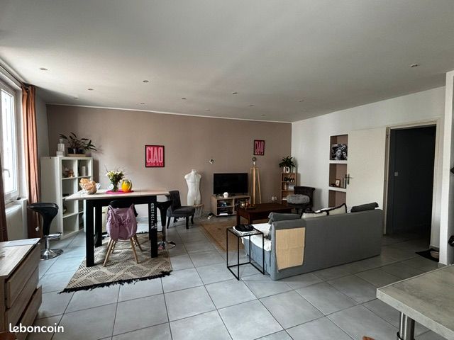 Appartement 3 pièces 80 m² · à Chamalières · 80 m² · 850 €/mois