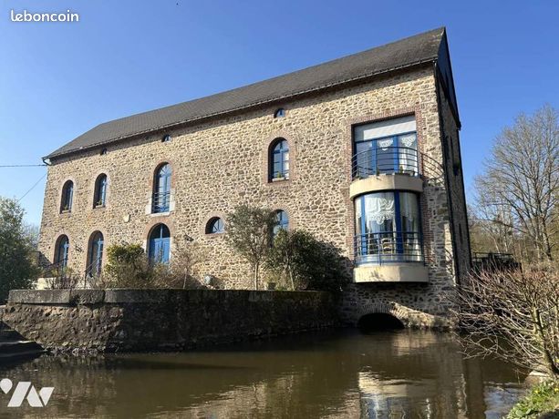Maison 9 pièces 297 m²