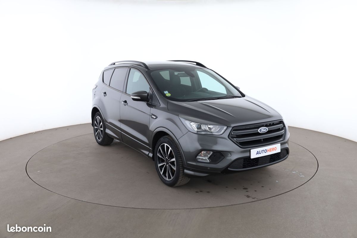 Ford Kuga 1.5 TDCi ST Line 4x2 120 ch (image 4)