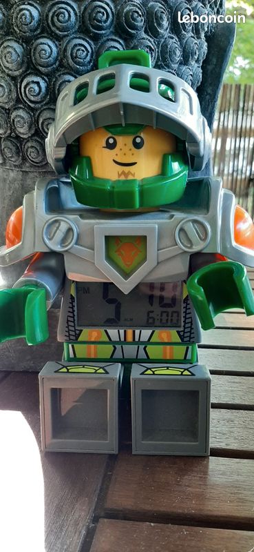Reveil lego nexo chevalier vert Électroménager