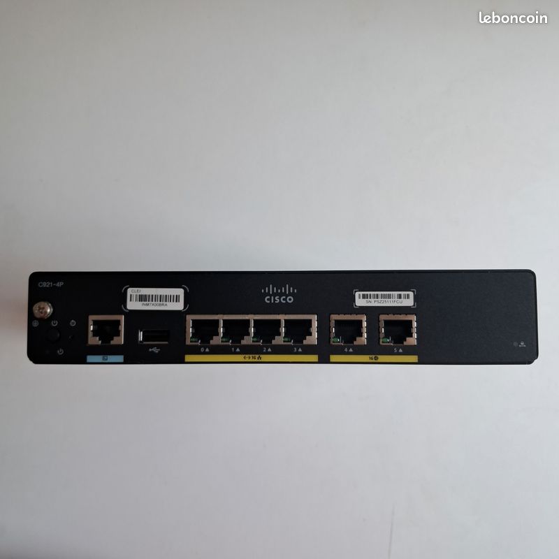 Routeur services intégrés Cisco ISR900 C921-4P (image 2)