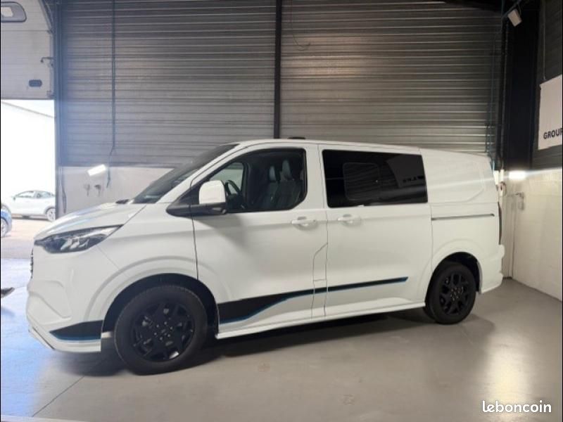 Ford Transit Custom Fg 320 L1H1 2.5 Duratec 232ch Hybride recheargeable Cabine Approfondie Sport CVT (image 10)