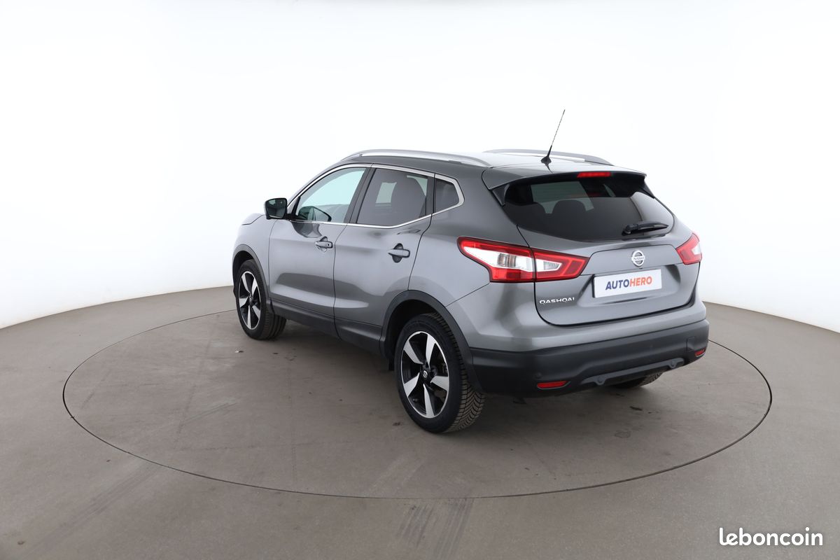 Nissan Qashqai 1.2 DIG-T Connect Edition 115 ch (image 2)