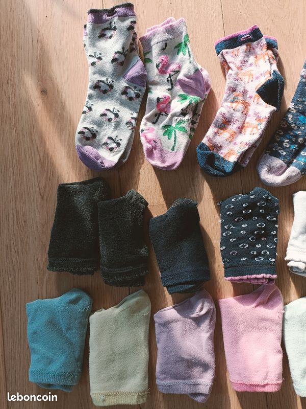Lot 20 paires chaussettes 27-30 (Cabaia, Petit Bateau, H&M) (image 2)