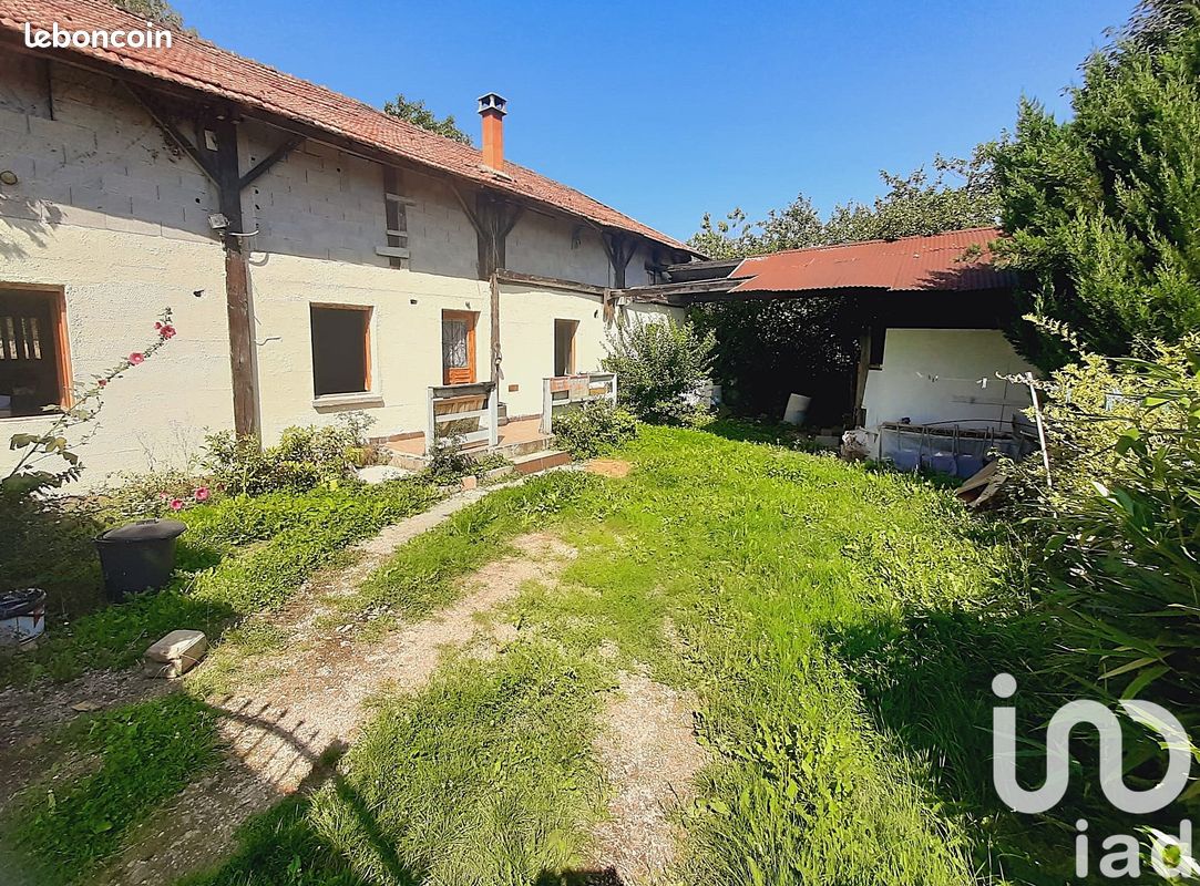 Maison 4 pièces 117 m² · à Arces-Dilo · 117 m² · 77 000 €
