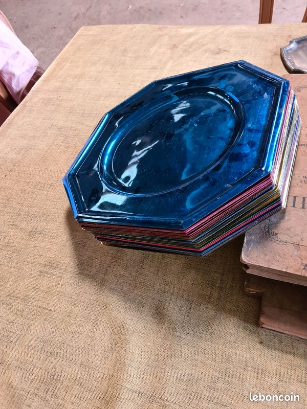 Lot de 10 Plats en plastique (image 3)
