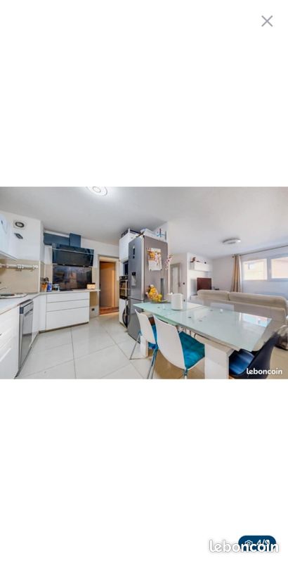 Appartement 4 pièces 98 m² · à Vaulx-en-Velin · 98 m² · 220 000 €