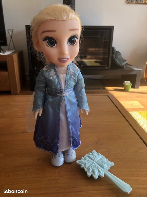 Poupée Disney la reine des neiges (image 1)