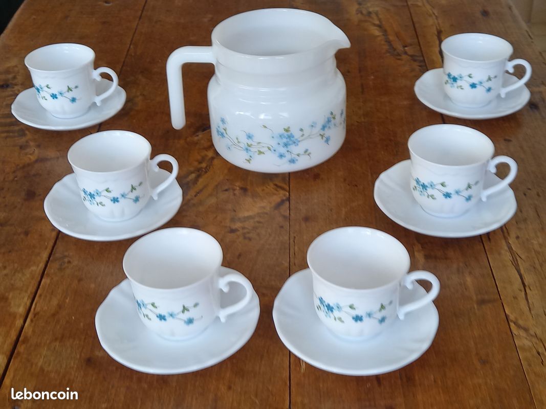 Lot de 6 petites tasses ARCOPAL myosotis Véronica fleurs vintage - Arts de la table