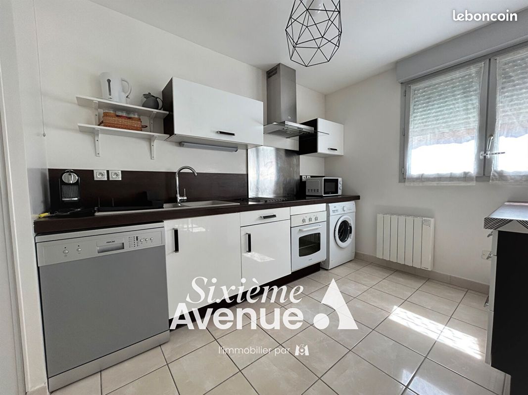 Appartement a louer decines-charpieu - 2 pièce(s) - 47 m2 - Surfyn