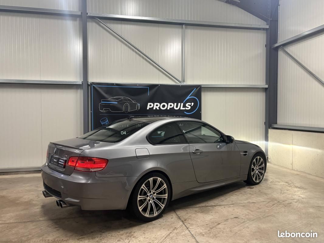 BMW M3 Coupe E92 boite mécanique V8 420cv / Entretien complet disponible (image 8)