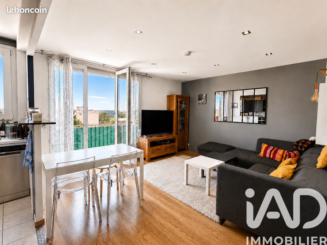 Appartement 4 pièces 73 m² · à Nozay · 73 m² · 220 000 €