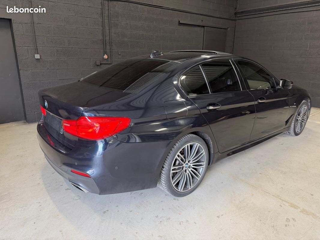 BMW Série 5 G30 520D xDrive 190 ch BVA 8 M Sport Harman Kardon / Toit ouvrant Caméra 360° (image 5)