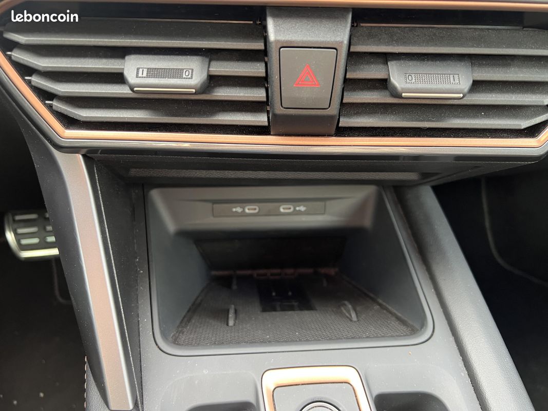 CUPRA Leon 1.5 eTSI Hybrid 150 ch DSG7 V (image 20)